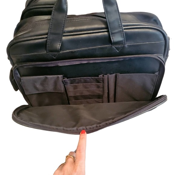 Large Black Leather Messanger Computer Bag - Picture 2 of 4